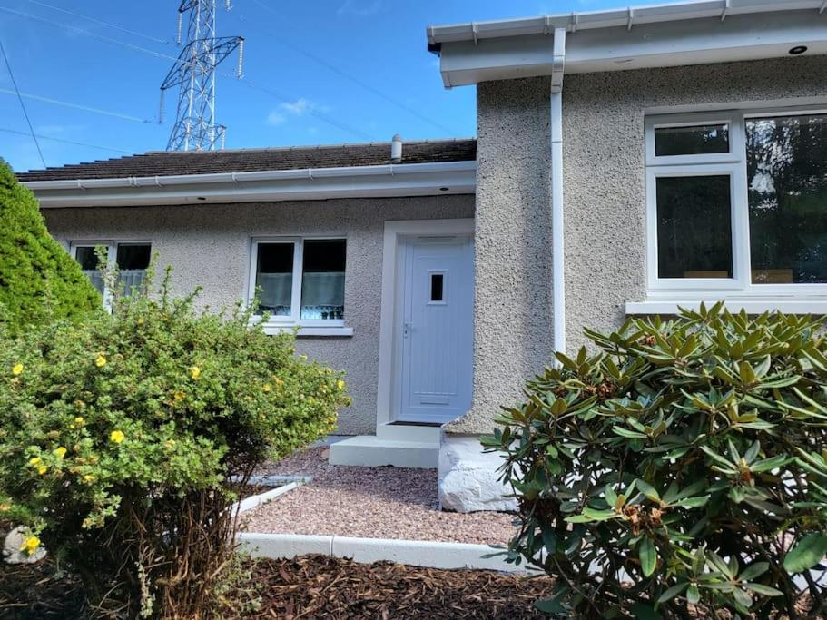אינברנס Northlea-Scottish Style Cottage מראה חיצוני תמונה
