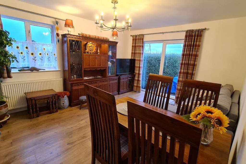 אינברנס Northlea-Scottish Style Cottage מראה חיצוני תמונה